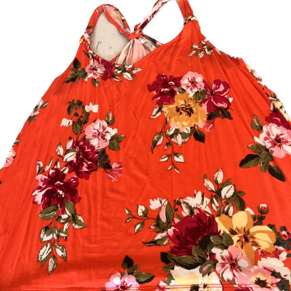 Maurice’s xl flower tank